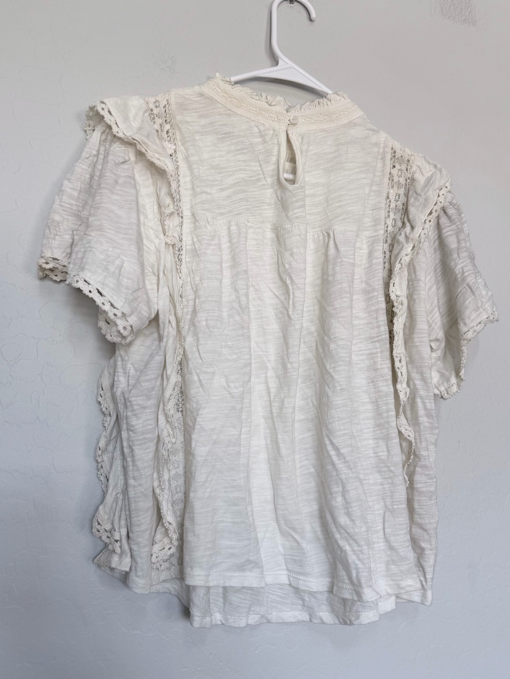 Free People Le Femme Ivory Ruffled Short Sleeve Tee size medium - Picture 3 of 8